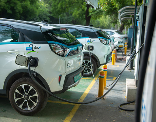 Advanced Technologies in the Latest Electric Vehicles