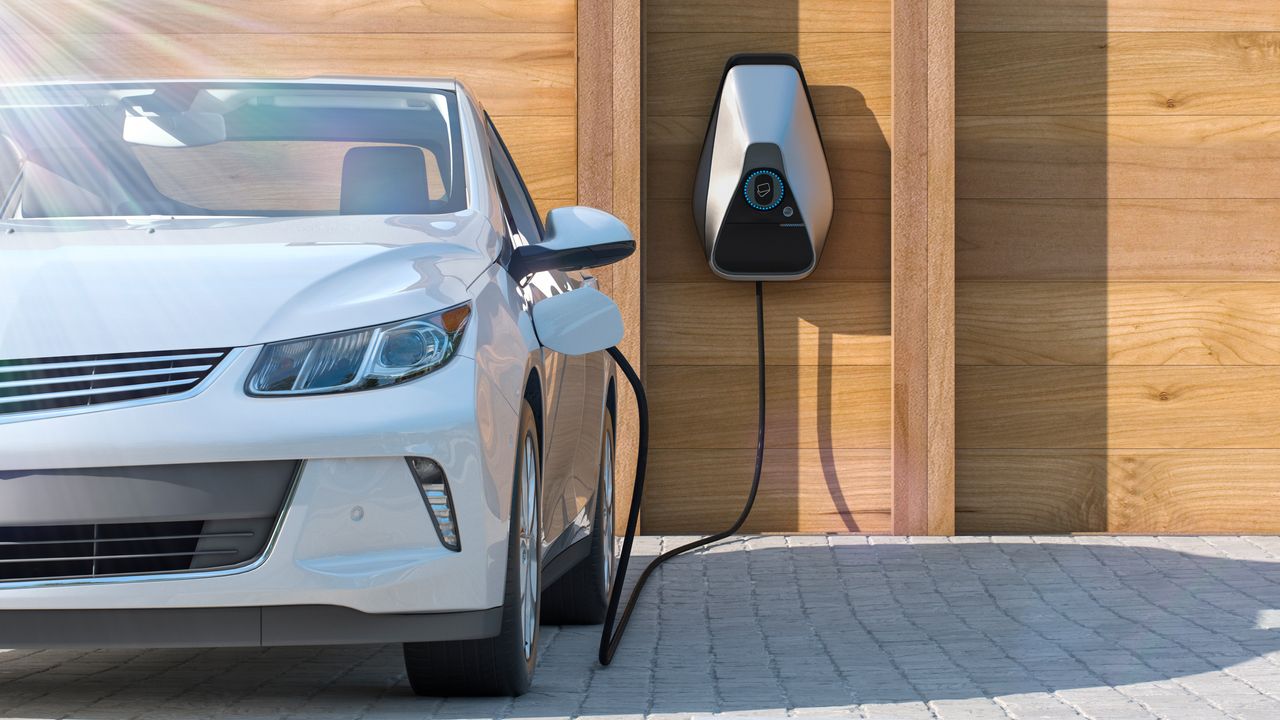 Fast Charging vs Slow Charging: Which One to Choose?