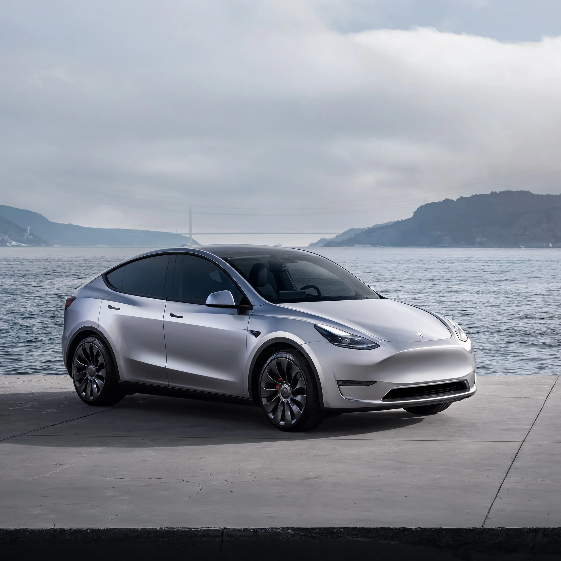 Tesla vs Rivian vs Lucid: Which American Electric Vehicle Fits You Best?